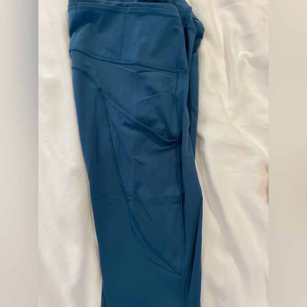 Lulu Lemon Running Swift Speed Legging 25’ - image 3